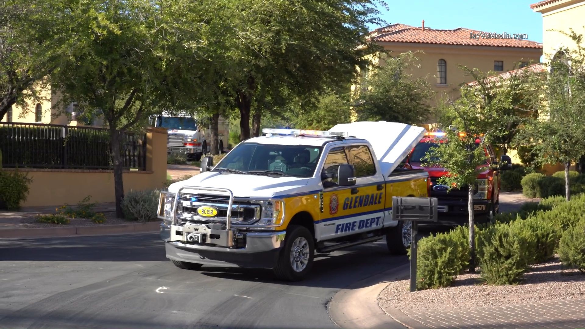 Scottsdale: Worker Injured, rescued off building